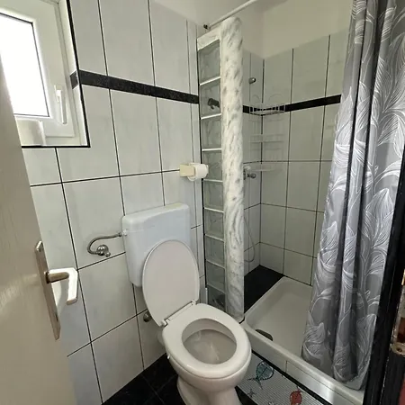 Rosa Apartment *