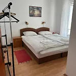 Appartement Rosa Tkon
