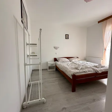 Rosa Apartmán